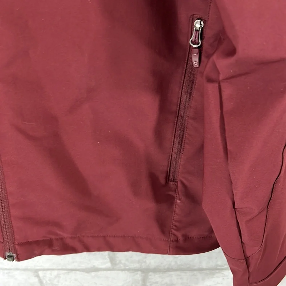 Marmot burgundy jacket size Medium